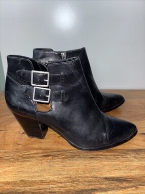Frye Jennifer belted Black Leather Ankle Booties with Buckle Detail 9